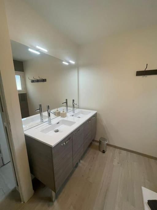 Holiday home Maison Bord De Chez Juju